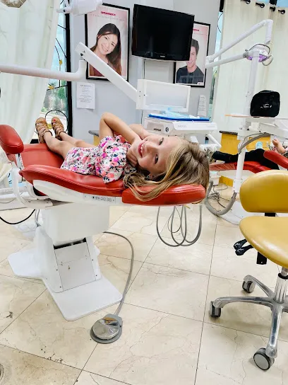 Apple Dentists