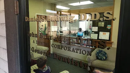 Daniel Ludwig, DDS