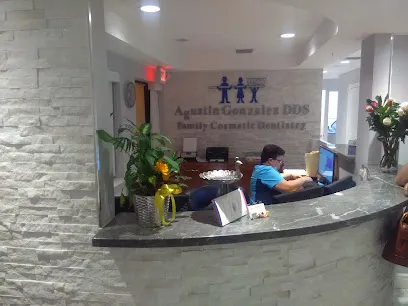 Dr Agustin Gonzalez