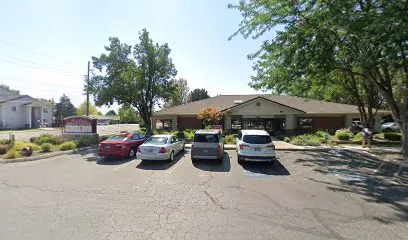 Dr. Daniel Bruce, DDS