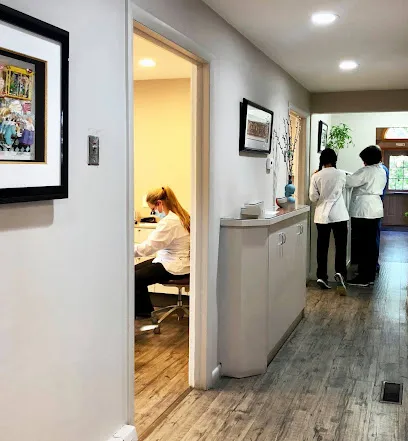 Seekonk Dental - Dr. Frank Casarella, DMD